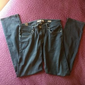 34 Heritage Jeans